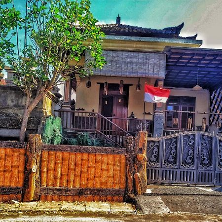 Bunk'D Backpackers Villa จิมบาราน ภายนอก รูปภาพ