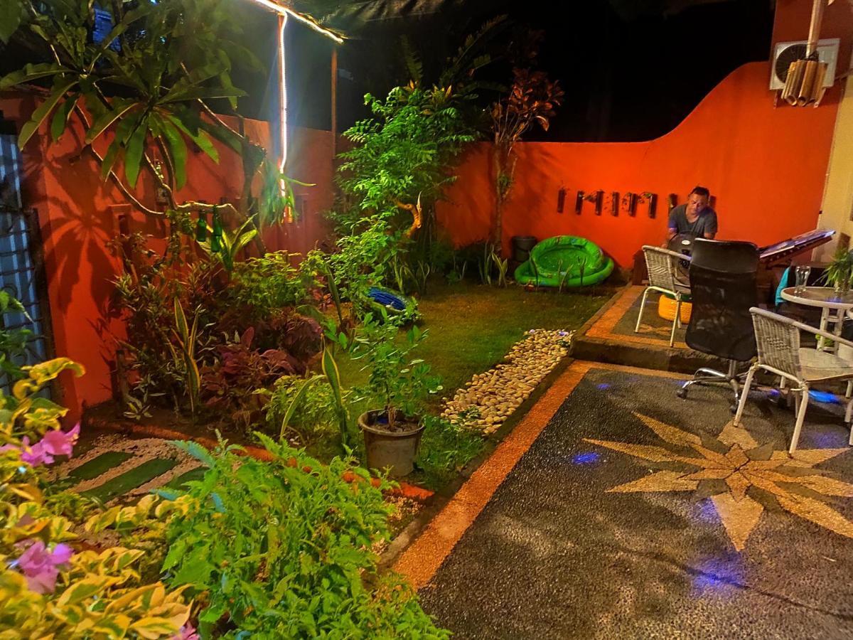 Bunk'D Backpackers Villa จิมบาราน ภายนอก รูปภาพ